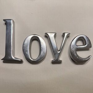 Silver Love Decor